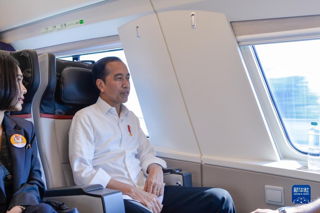 斗牛下载官网
